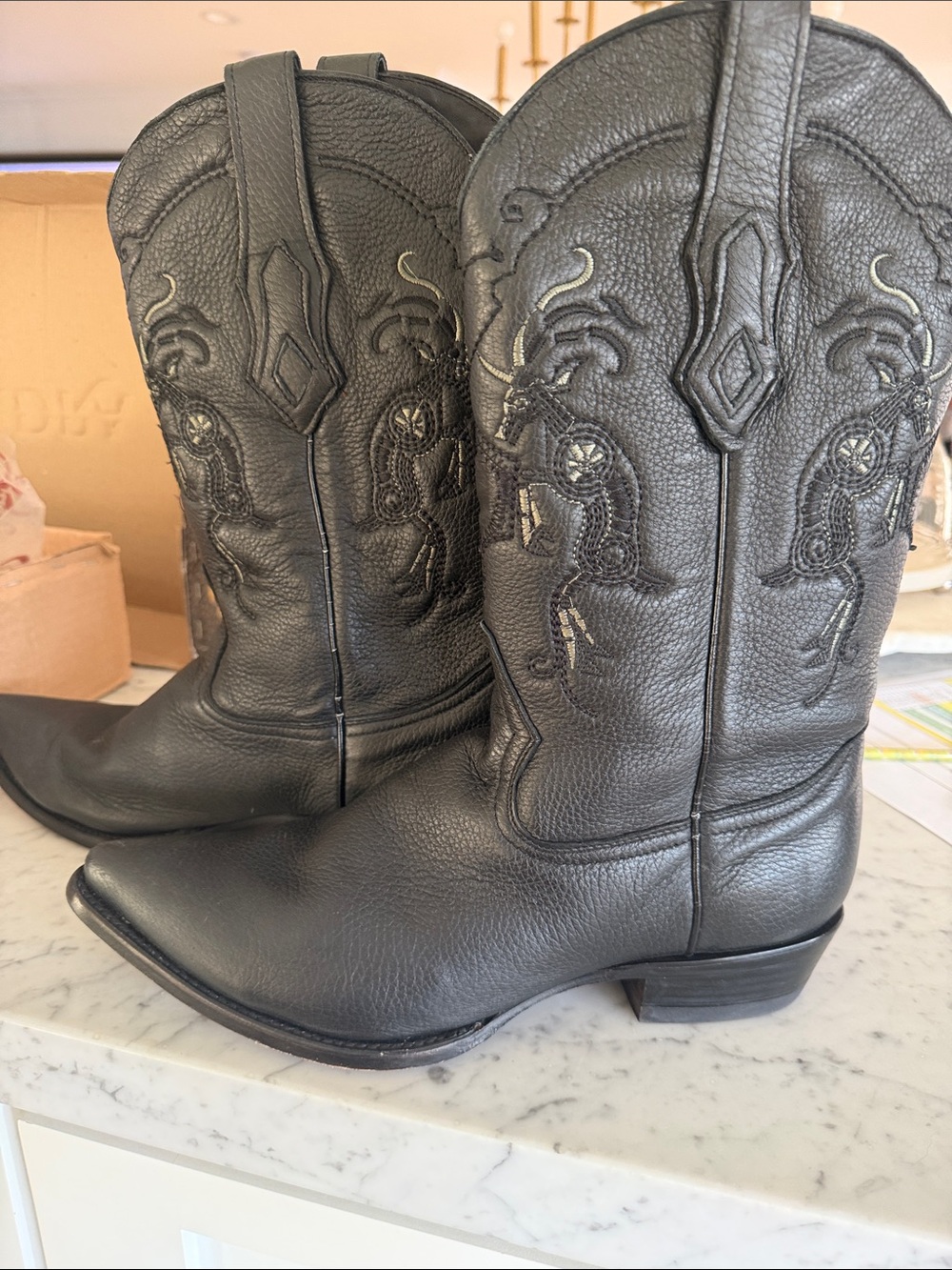 Cuadra men’s 9.5 black cowboy boots